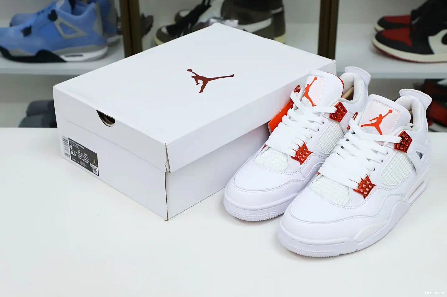 4 Air metallic Jordan Jordan Kimikick retro“orange 0726